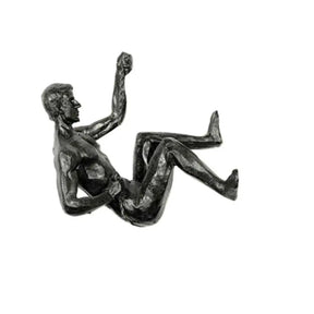 Escultura de Parede Escalador em Resina - Decoração Moderna