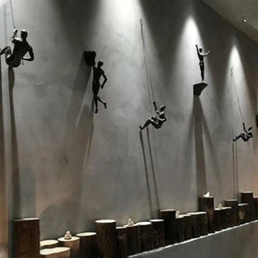 Escultura de Parede Escalador em Resina - Decoração Moderna