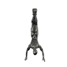 Escultura de Parede Escalador em Resina - Decoração Moderna